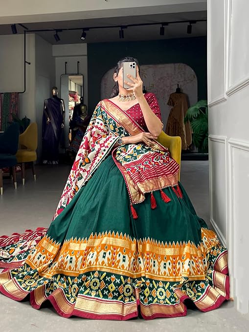 Women's Lehenga Choli, Print with Foil Work